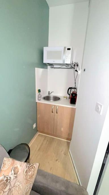 Mini-Studio De 10M² En Centre-Ville De بزييه المظهر الخارجي الصورة
